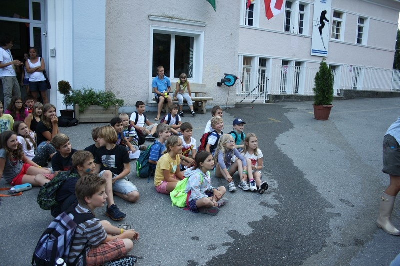 Village Camps International Summer Camp Leysin, Switzerland 2025-08-09 https://www.villagecamps.com/journals_admin/images/699-34-petting zoo (101).jpg